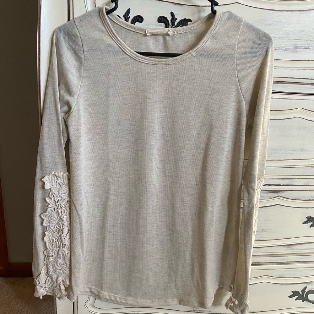 22nd Long Sleeve Shirt size S